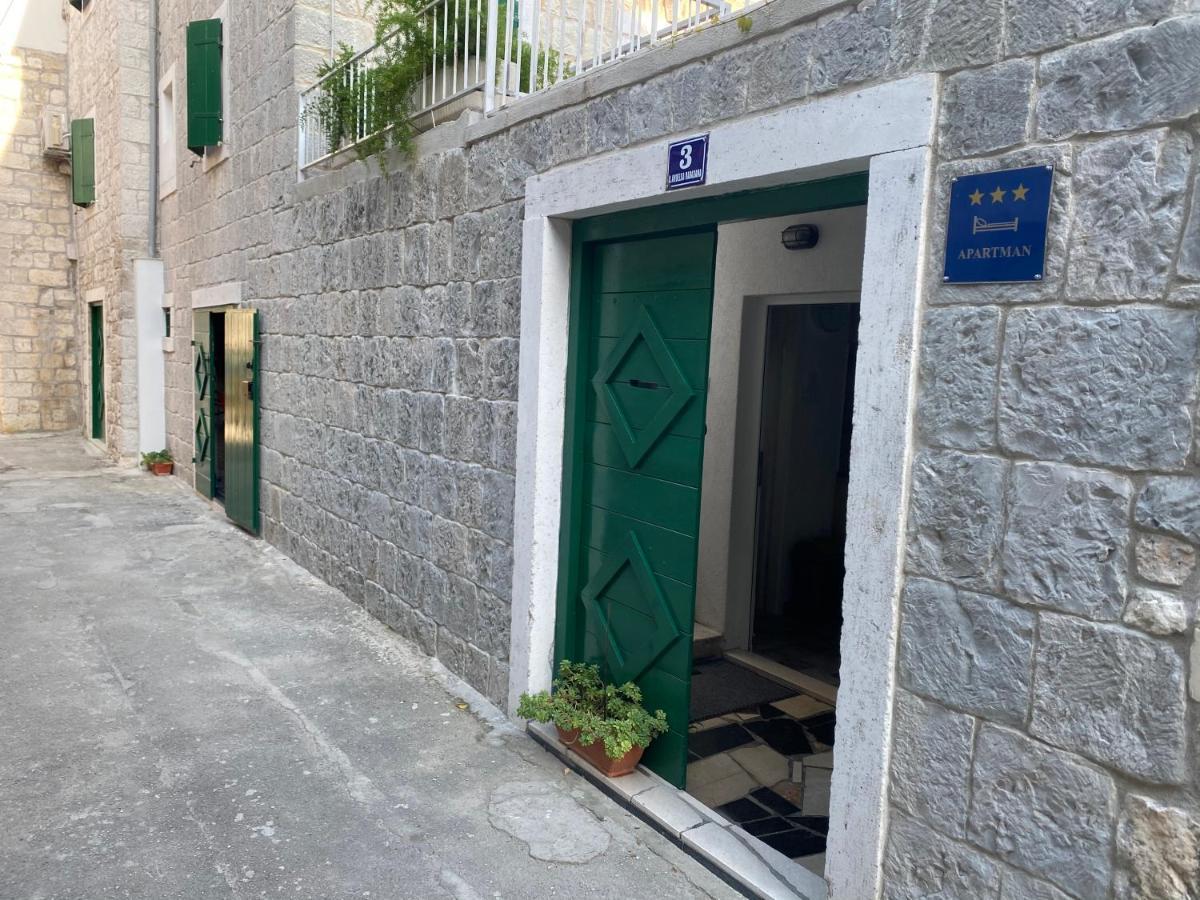 Apartment Stari Dvor Kastela Dış mekan fotoğraf