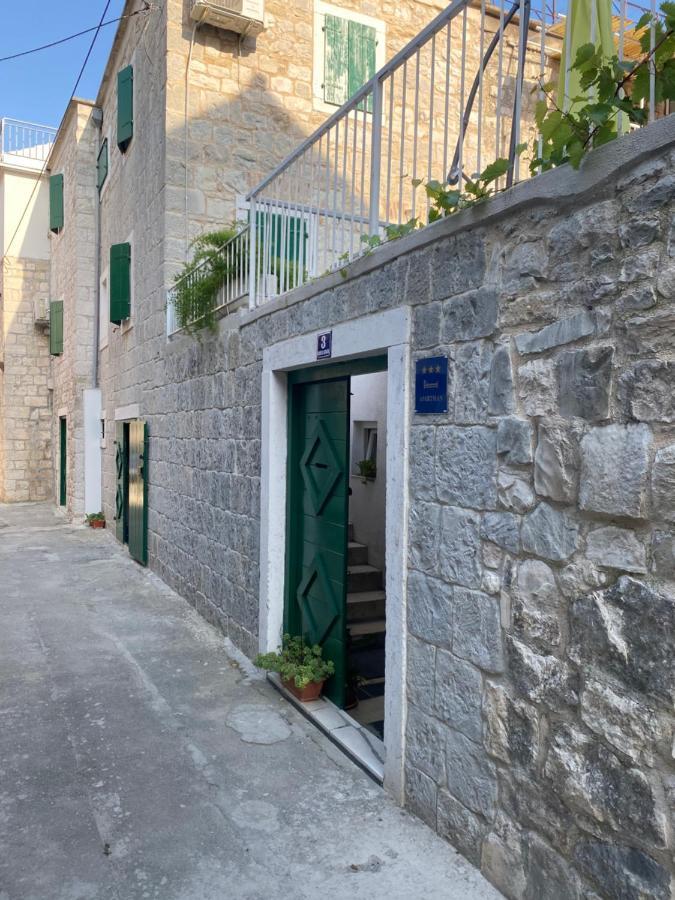 Apartment Stari Dvor Kastela Dış mekan fotoğraf