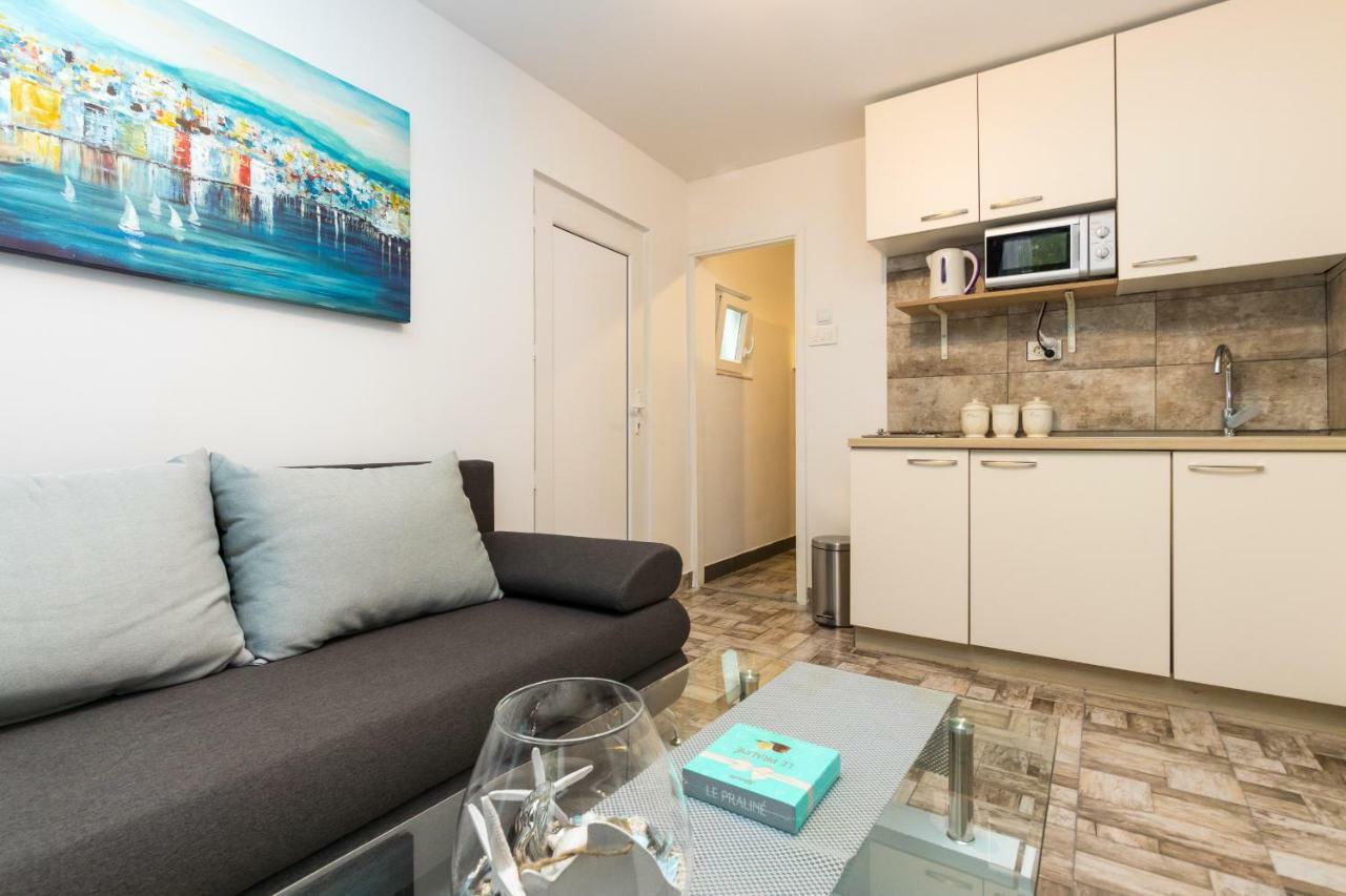 Apartment Stari Dvor Kastela Dış mekan fotoğraf