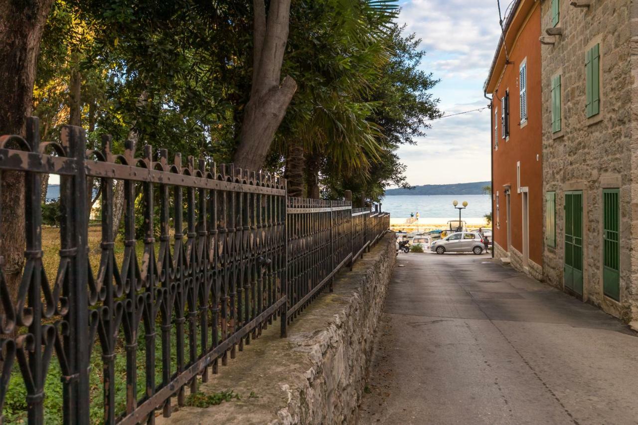 Apartment Stari Dvor Kastela Dış mekan fotoğraf
